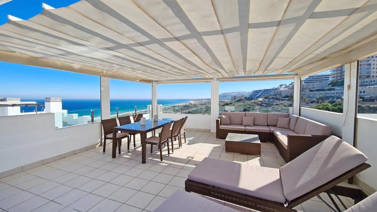 Beachfront Luxury Apartments By Nras Arenales del Sol Exteriör bild