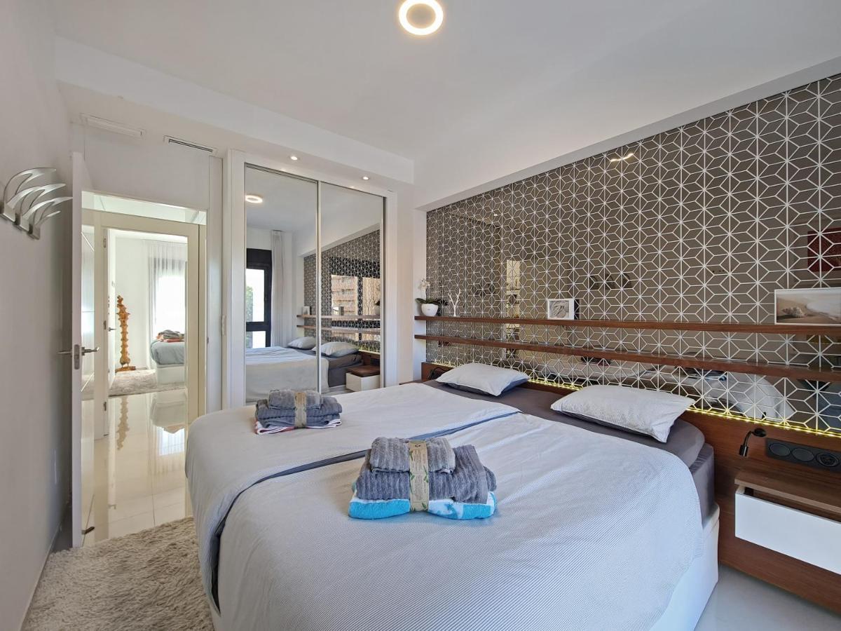 Beachfront Luxury Apartments By Nras Arenales del Sol Exteriör bild