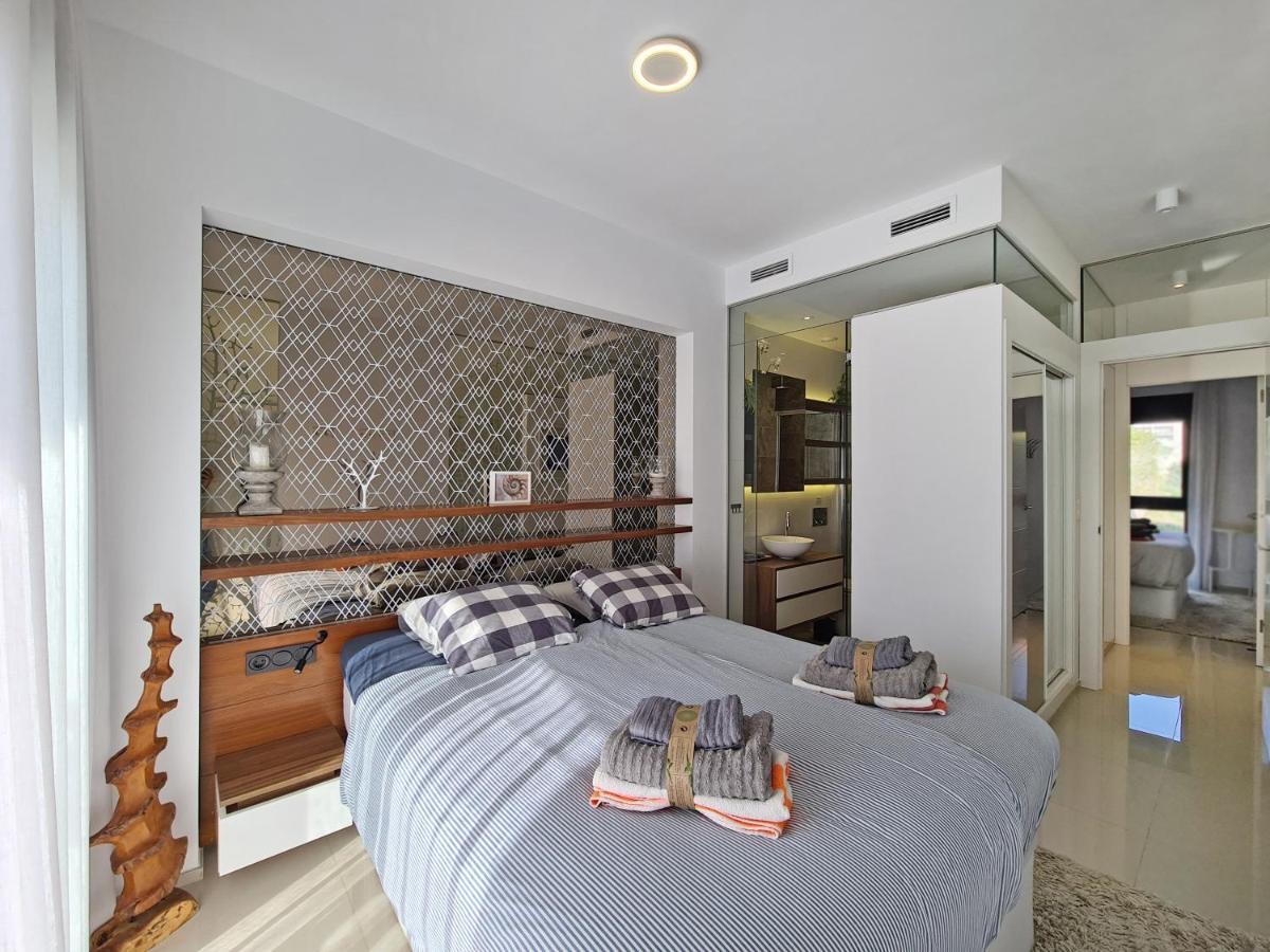 Beachfront Luxury Apartments By Nras Arenales del Sol Exteriör bild