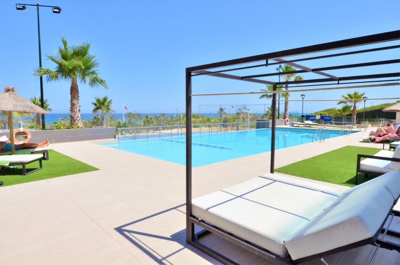 Beachfront Luxury Apartments By Nras Arenales del Sol Exteriör bild