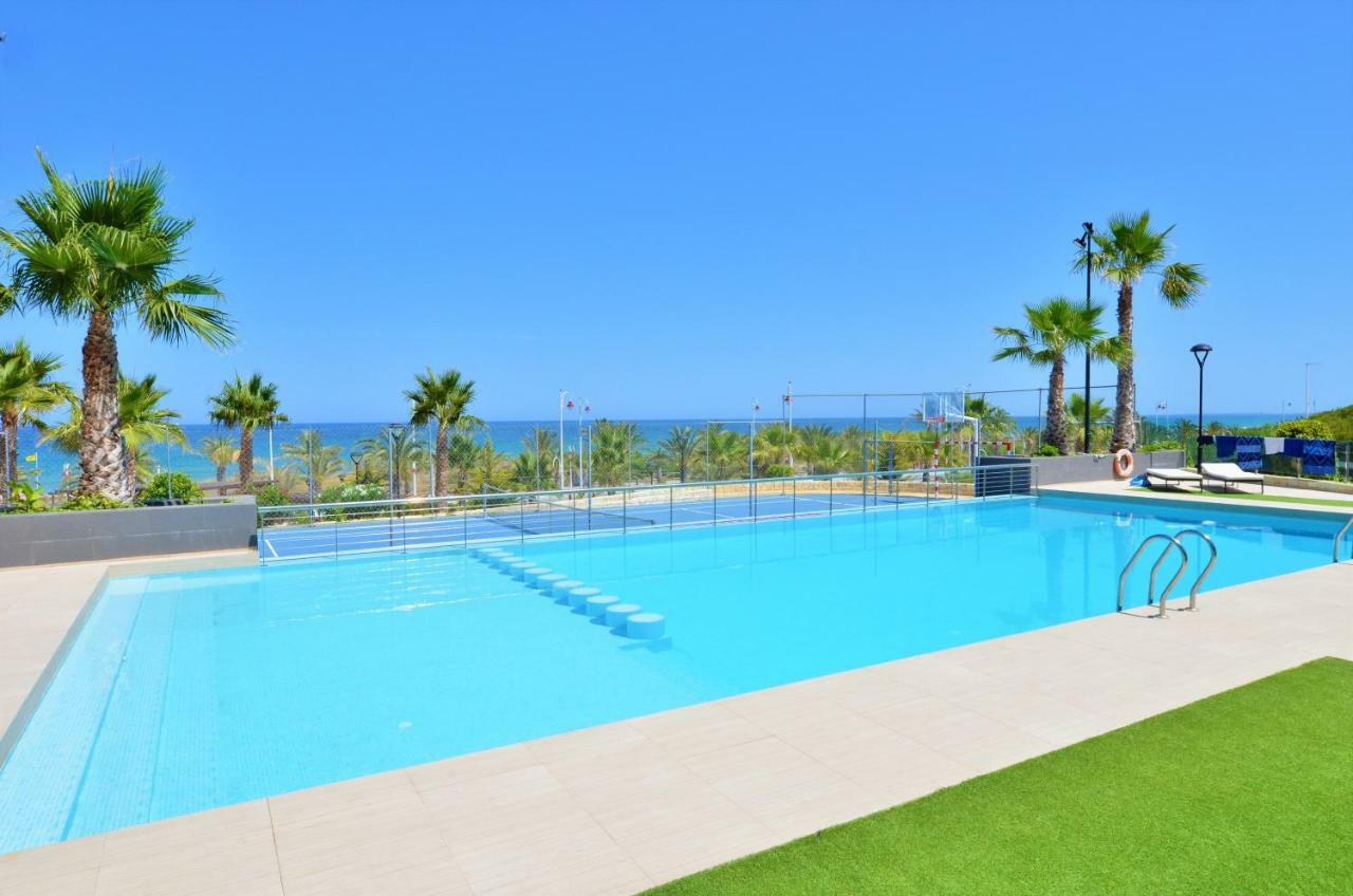 Beachfront Luxury Apartments By Nras Arenales del Sol Exteriör bild